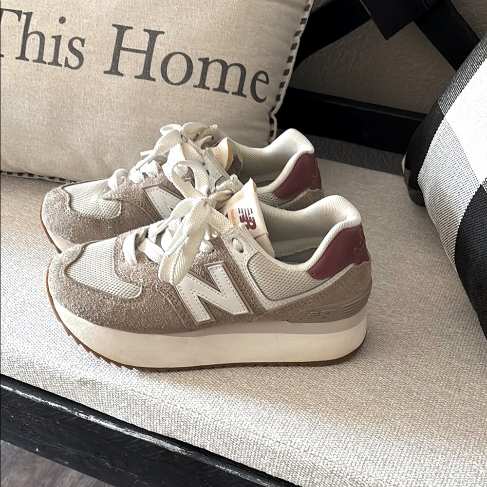 New Balance Platform Sneakers
